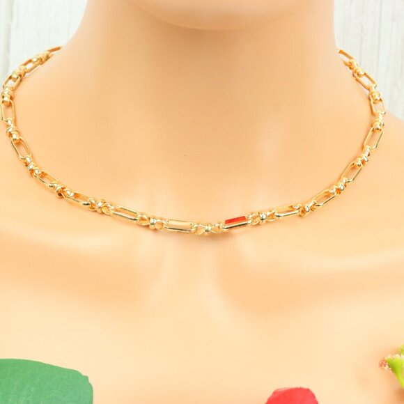 "Minimalist & Elegant Necklace Chain – Perfect for Women & Girls | UNVRC1558 - Picture 5 of 10